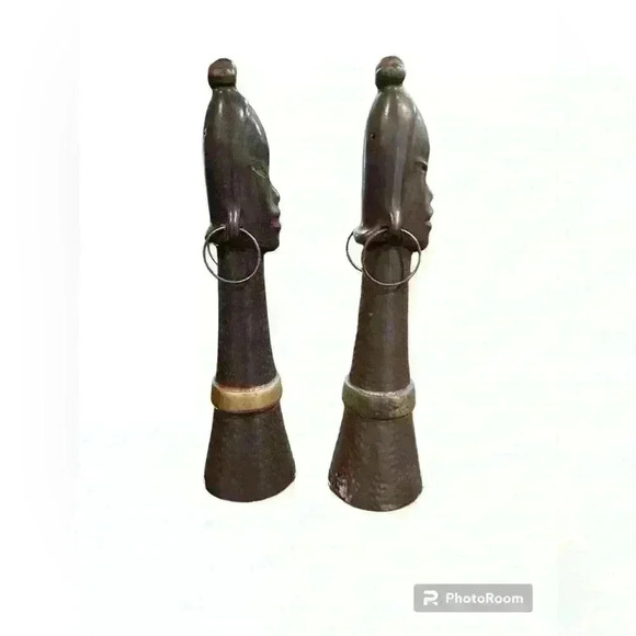 Vintage African Tribal Ceramic Salt & Pepper Shakers – Rare Hand-Painted MCM - Picture 3 of 6